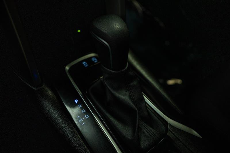 Used 2025 Toyota Corolla Cross LE FWD image 16