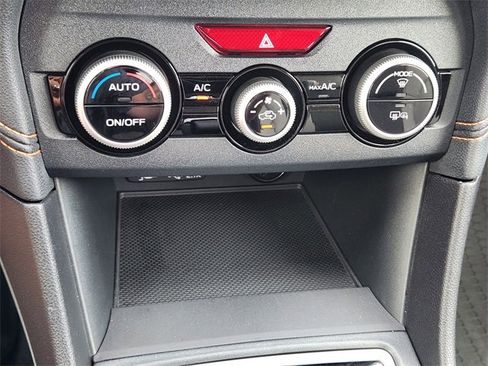 Certified 2021 Subaru Crosstrek 2.5i Limited w/ Moonroof Package 2 image 19