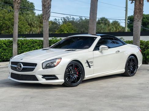 Used 2015 Mercedes-Benz SL 550 image 1