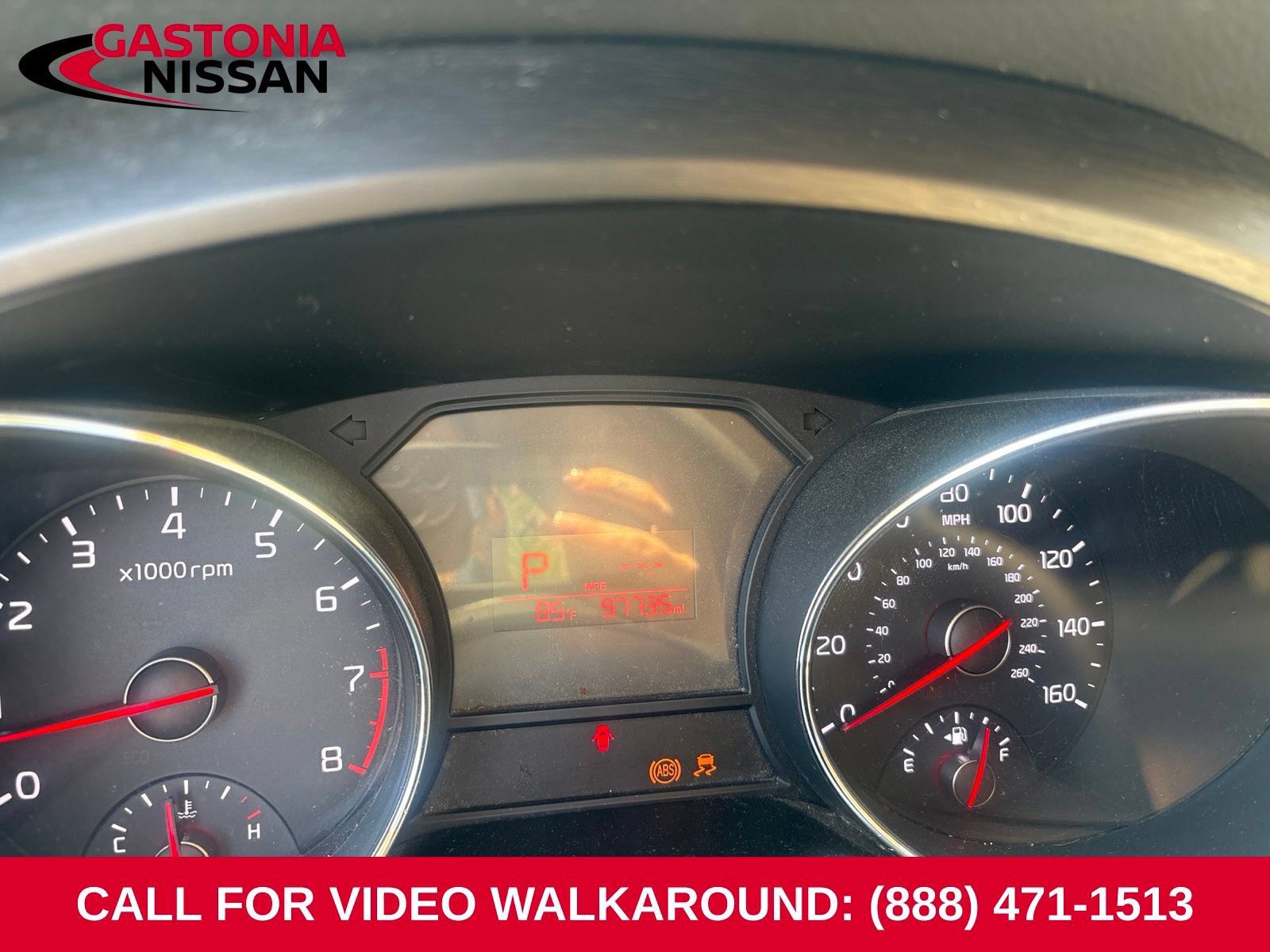 Used 2017 Kia Sedona LX FWD image 5