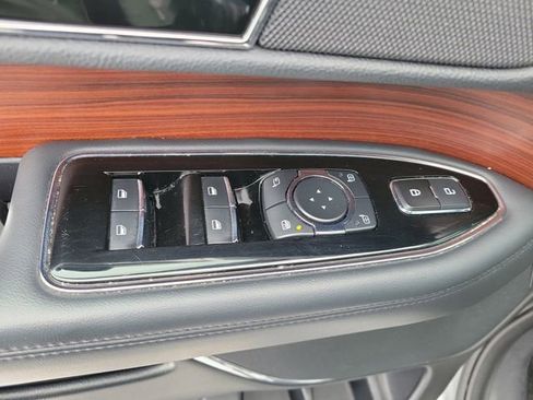 Used 2023 Lincoln Navigator Reserve AWD/4WD image 10