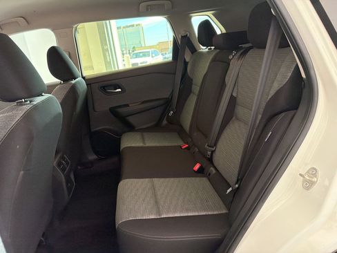 Used 2023 Nissan Rogue SV AWD/4WD image 23