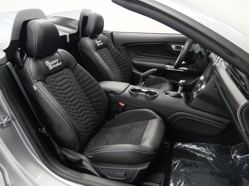 Used 2021 Ford Mustang GT Premium w/ GT Performance Package RWD image 25