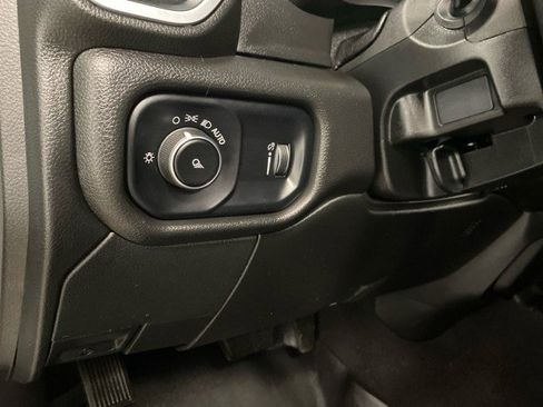 Used 2022 RAM 3500 Big Horn AWD/4WD image 19