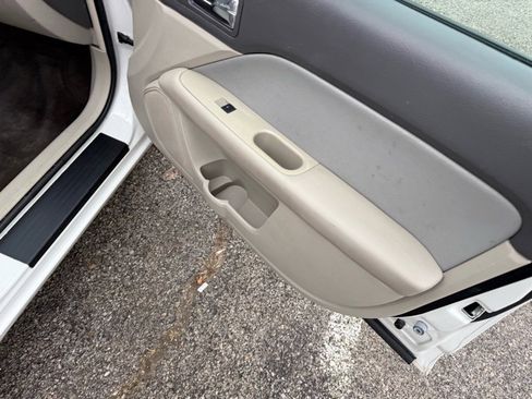 Used 2012 Ford Fusion SE image 14