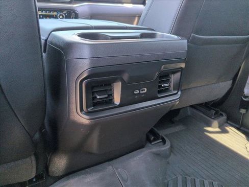 Used 2024 Chevrolet Silverado 1500 LT Trail Boss w/ Convenience Package II AWD/4WD image 17
