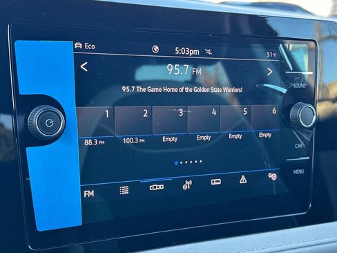 New 2026 Volkswagen Taos SE image 17