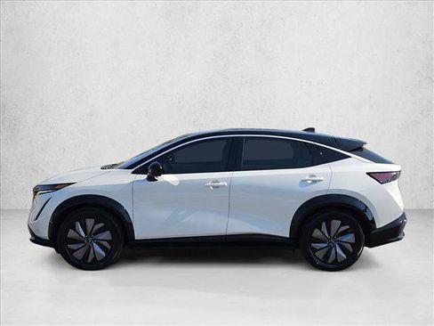 Used 2023 Nissan Ariya FWD image 9
