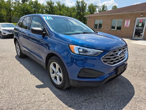 Used 2020 Ford Edge SE FWD image 2