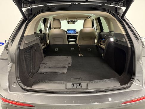 Used 2023 Lincoln Corsair Reserve w/ Equipment Group 201A image 29