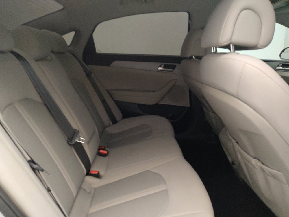 Used 2017 Hyundai Sonata SE w/ Cargo Package FWD image 19