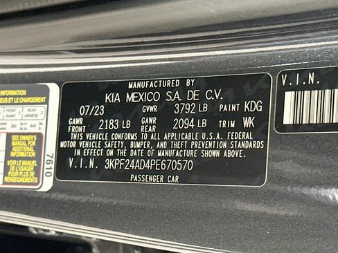 Used 2023 Kia Forte LXS w/ LXS Technology Package FWD image 12