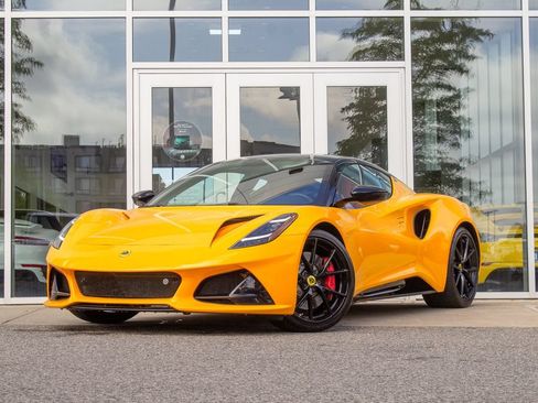 Used 2024 Lotus Emira First Edition RWD image 1