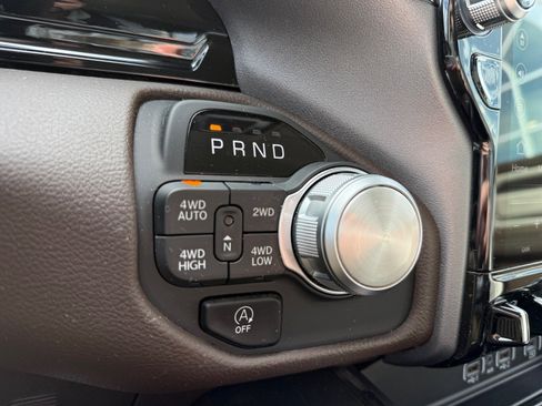 Used 2025 RAM 1500 Laramie AWD/4WD image 24