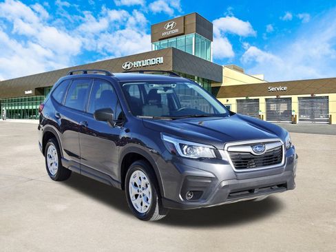 Used 2020 Subaru Forester w/ Alloy Wheel Package image 3