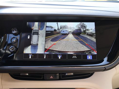 Used 2023 Buick Envision Avenir image 58