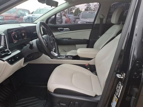 Used 2023 Kia Sportage EX FWD image 19
