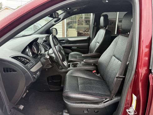 Used 2019 Dodge Grand Caravan GT FWD image 10