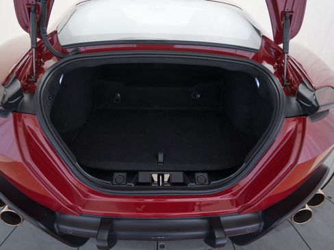 Certified 2022 Ferrari Roma image 29