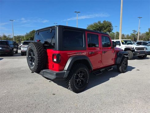 Certified 2021 Jeep Wrangler Unlimited Willys image 3