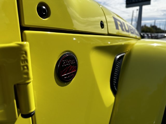 Used 2024 Jeep Wrangler Unlimited Rubicon AWD/4WD image 25