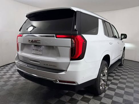 New 2026 GMC Yukon Elevation image 11