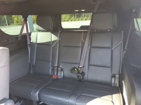 Used 2021 Cadillac Escalade ESV Sport w/ Driver Assist Tech Package image 15