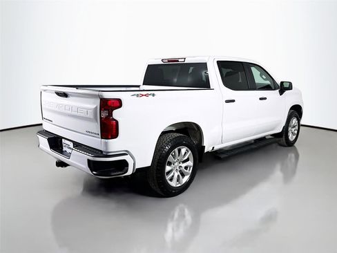 Used 2024 Chevrolet Silverado 1500 Custom AWD/4WD image 9