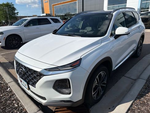 Used 2019 Hyundai Santa Fe AWD image 6