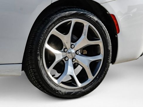 Used 2015 Dodge Charger R/T w/ Plus Group RWD image 63