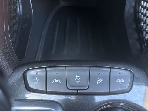 Used 2021 Chevrolet TrailBlazer ACTIV w/ Convenience Package image 34