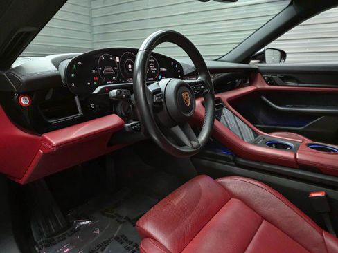 Used 2020 Porsche Taycan 4S AWD/4WD image 11