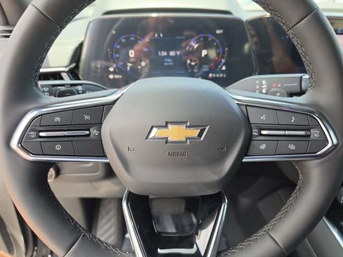 New 2026 Chevrolet Suburban Premier RWD image 35