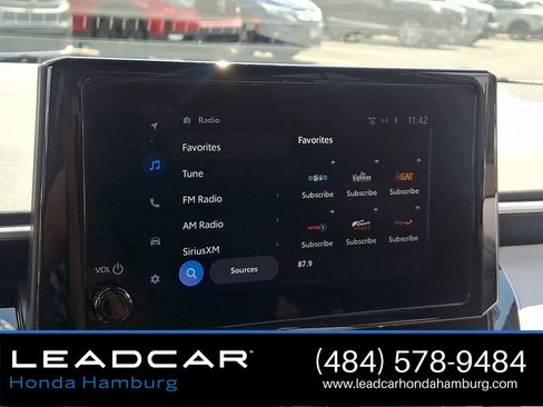Used 2024 Toyota Corolla SE AWD/4WD image 18