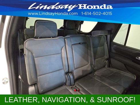 Used 2023 GMC Yukon SLT AWD/4WD image 8