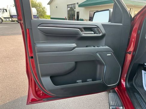 Used 2022 GMC Sierra 1500 SLT w/ SLT Premium Plus Package AWD/4WD image 11