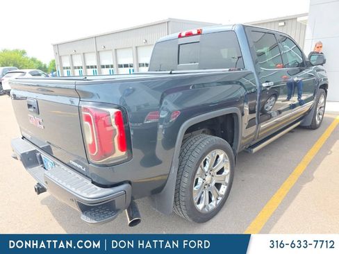 Used 2017 GMC Sierra 1500 Denali w/ Denali Ultimate Package AWD/4WD image 8