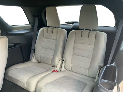 Used 2013 Ford Explorer FWD image 21