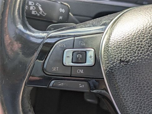 Used 2016 Volkswagen Golf SE w/ Lighting Package FWD image 30