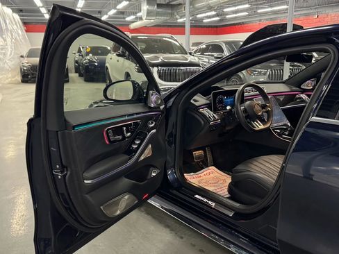 Used 2024 Mercedes-Benz S 63 AMG S image 11