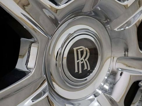 Used 2010 Rolls-Royce Ghost RWD image 15