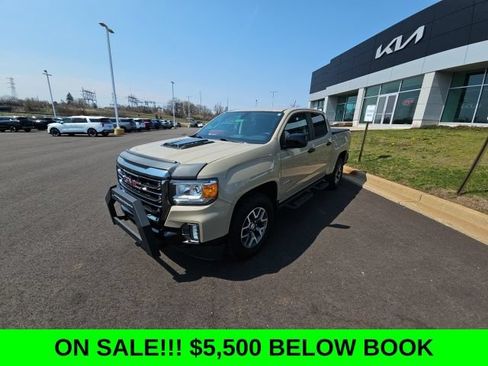 Used 2021 GMC Canyon AT4 w/ Trailering Package AWD/4WD image 4