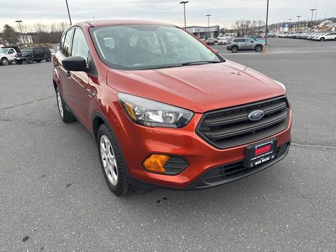 Used 2019 Ford Escape S image 7