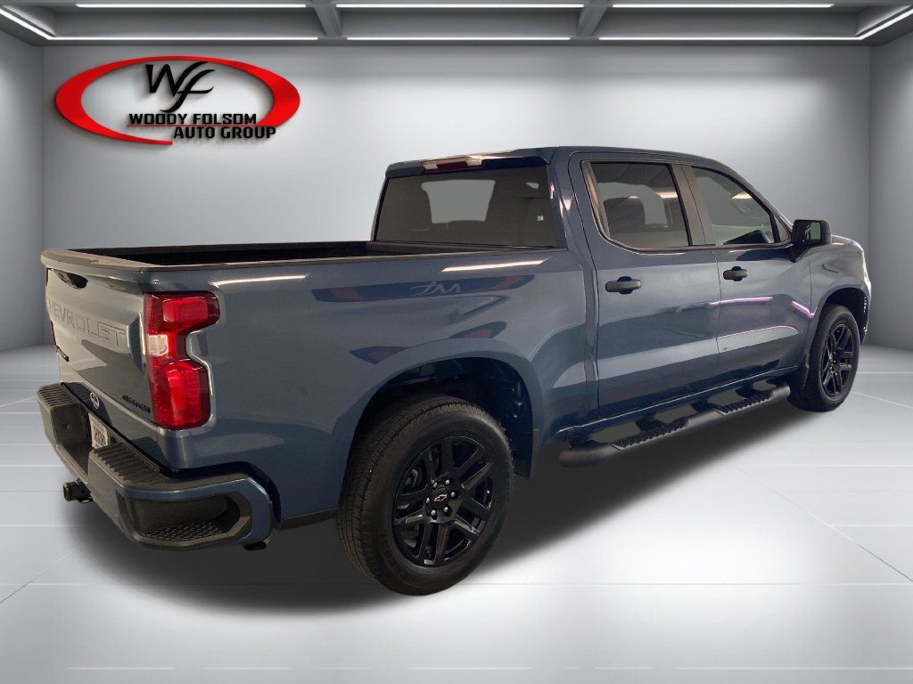 Used 2024 Chevrolet Silverado 1500 Custom w/ LPO, Dark Essentials Package RWD image 6