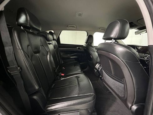 Used 2022 Kia Sorento S image 17