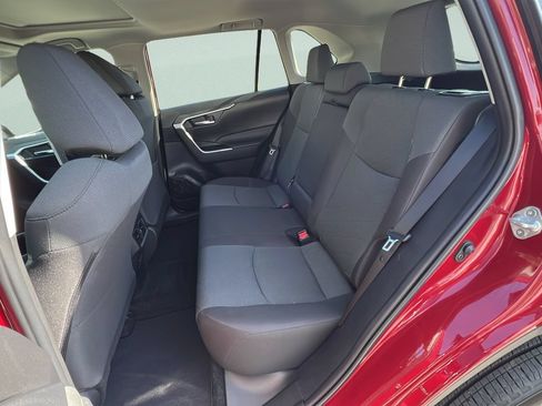 Used 2024 Toyota RAV4 XLE w/ Convenience Package AWD/4WD image 10
