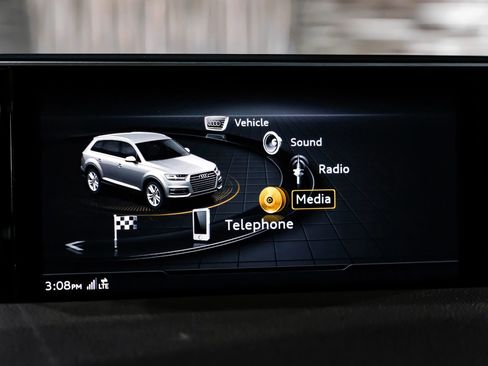 Used 2019 Audi Q7 3.0T Premium Plus w/ Premium Plus Package image 34