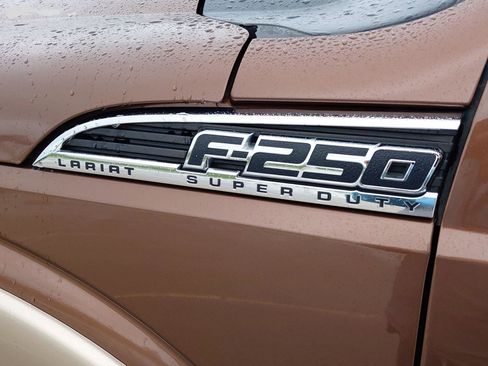 Used 2012 Ford F250 Lariat w/ Chrome Pkg AWD/4WD image 23