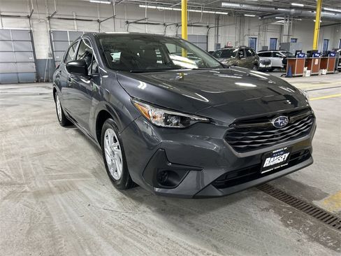 Certified 2025 Subaru Impreza 2.0i image 2