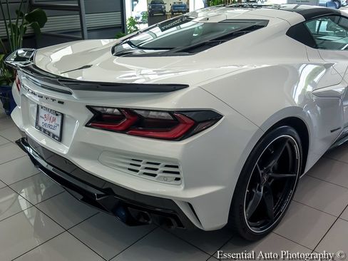 Used 2025 Chevrolet Corvette E-Ray w/ ZER Performance Package AWD/4WD image 8